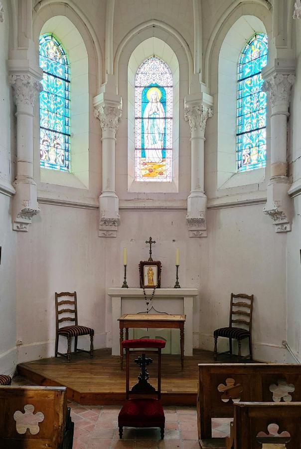 Château de Piolant Dange-Saint-Romain Extérieur photo